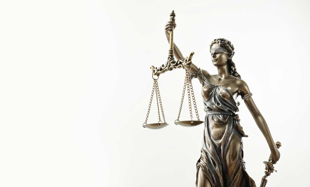 Themis, estatua de la justicia de abogados de derecho.